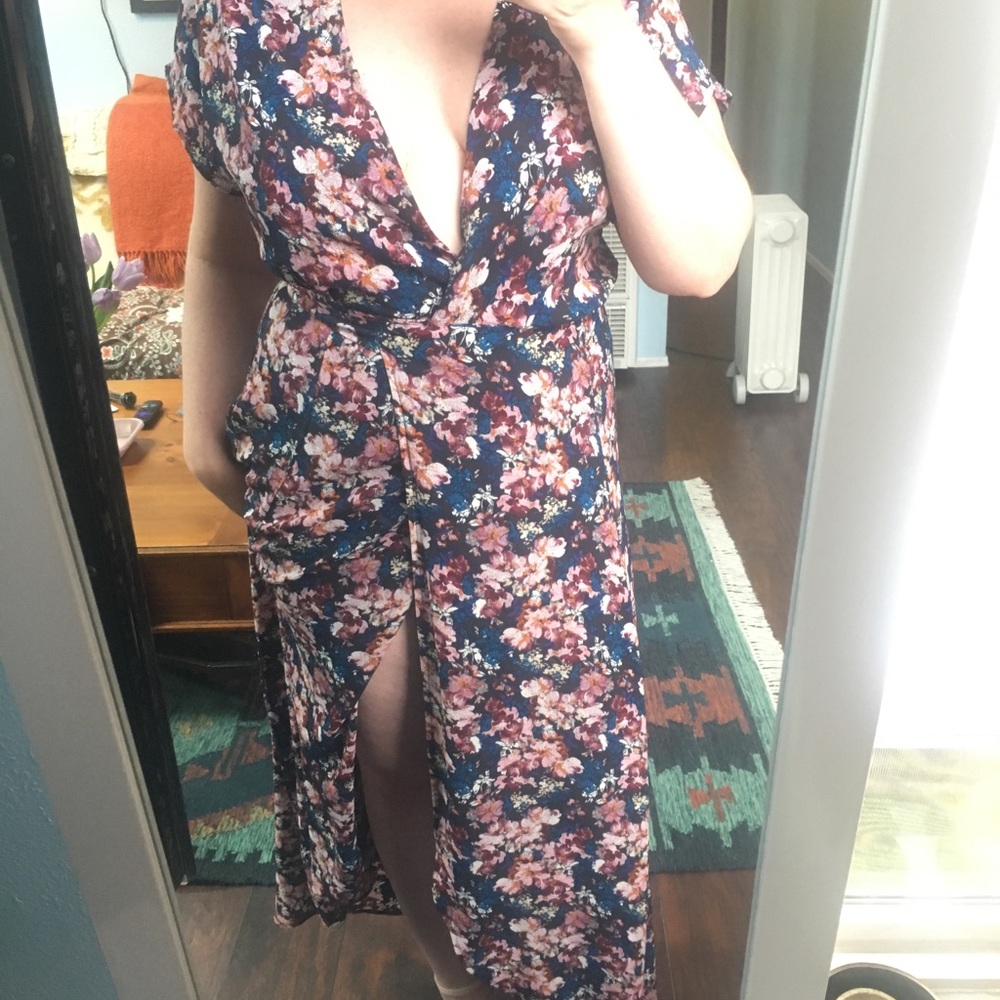 MOVING SALE!! Bobeau Floral Wrap Dress